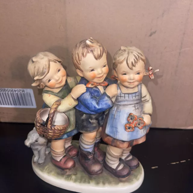 Hummel Goebel 369 Follow The Leader Figurine