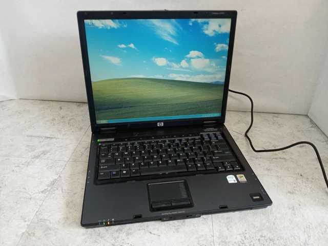 HP COMPAQ NW8240 Laptop Palmrest Cover 382679-001 EUR 19