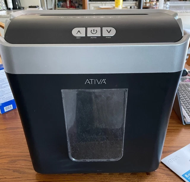 Ativa® A08MC18 8-Sheet Micro-Cut Lift-Off Shredder With Handle & Manuals