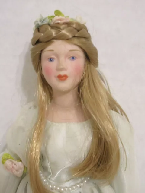 Avon Cinderella, Fairy Tale Doll, 1984