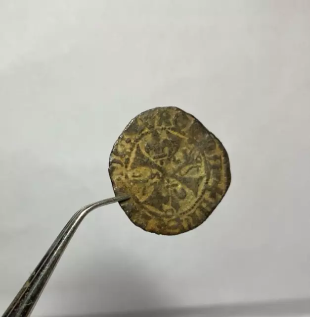 Monnaie féodale croix, blason, à identifier(engrogne du duché de Bourgogne ?