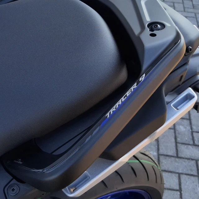 2 PROTEZIONI LATERALI 3D SERBATOIO Compatibili Per MOTO XSR 700 YAMAHA XSR700 - 6