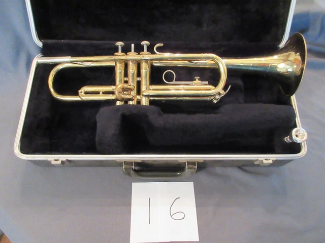 Bundy (Selmer USA) Trumpet - good condition with case and mouthpiece Bundy (Selmer USA) Trumpet - good condition with case and mouthpiece