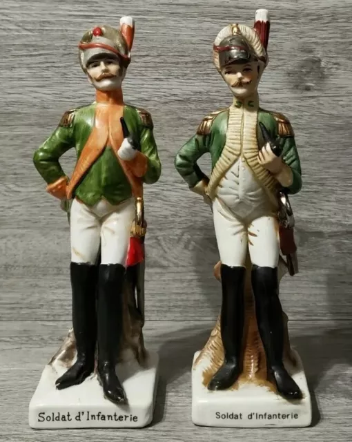 2 x Vintage D' Infanterie Soldat French Napoleonic Soldiers Porcelain Figurines