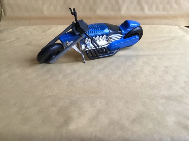 Hot Wheels Street Power Motorrad – Ferenzo, Blau, Maßstab 1:64, Robustes Spielzeug – Für Kleine Rennfahrer Ab 3 Jahren