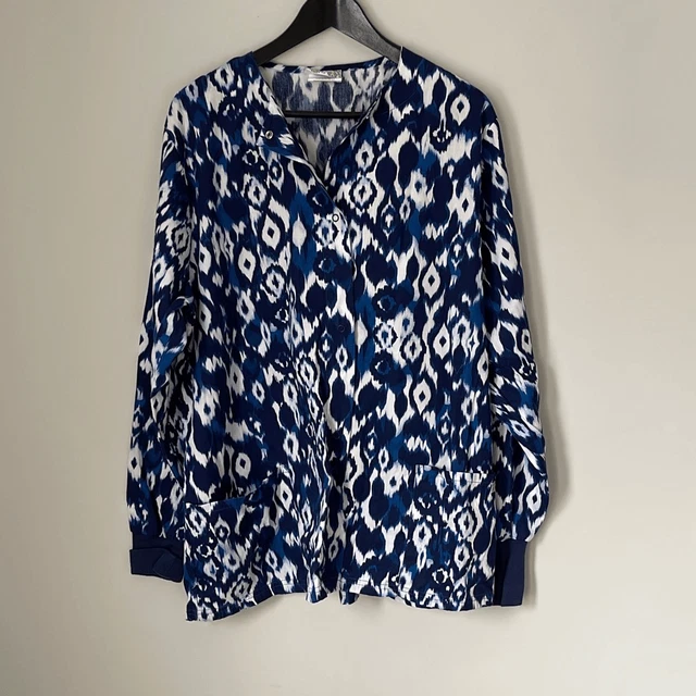 UA Scrubs Medical Coat. Size Large Tribal Whisper Blue Stone
