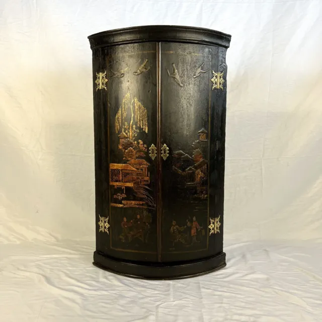Antique Georgian Chinoiserie painted bowfront wall hung corner cupboard