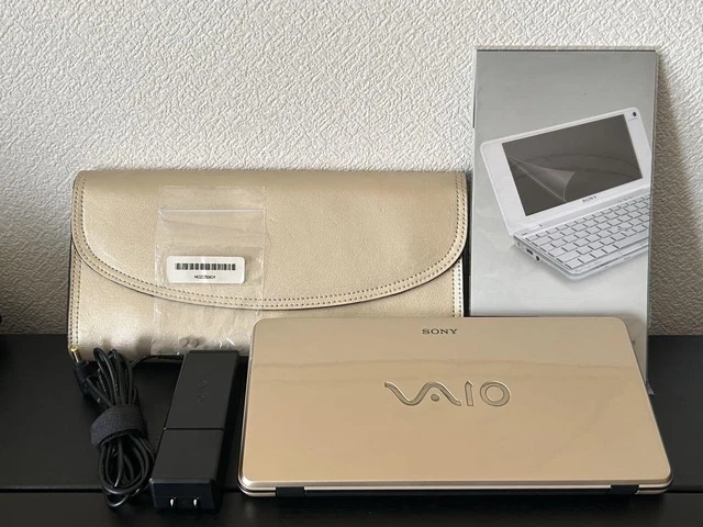 新品同様SONY VAIO P VPCP119KJ Z530 SSD64GB 白 SONY VAIO P