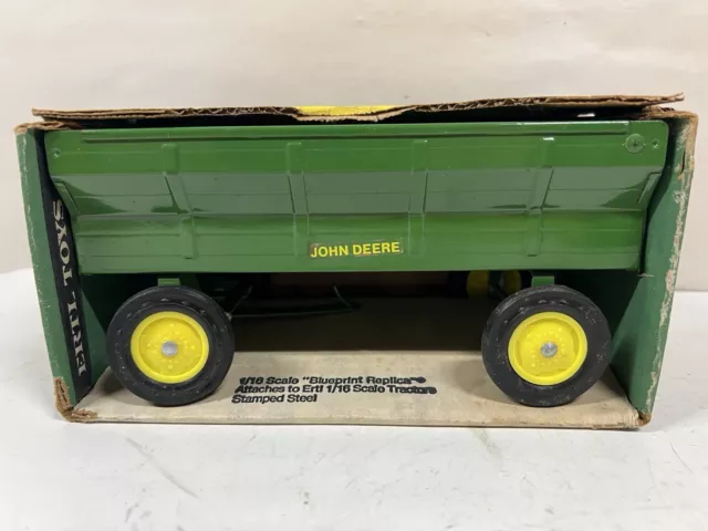 1/16 John Deere Flare Box Wagon Tractor Implement Pressed Steel New by ERTL