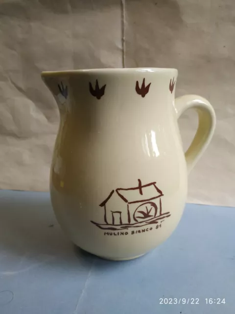 CARAFFA DEL MULINO BIANCO 81, BRICCO BROCCA CON LE RONDINI NUOVA vintage
