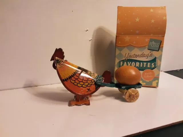 Vintage Russ Berrie Wind-Up Chicken Pulling Egg In Wagon Works