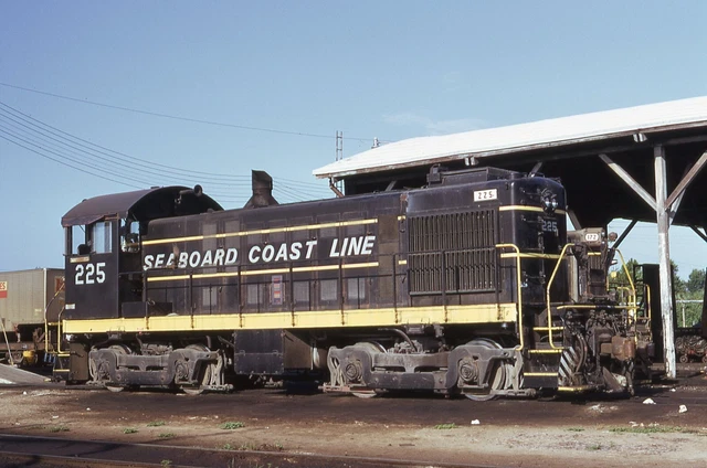 Seaboard Coast Line Railroad      #225   Original Kodachrome  Slide