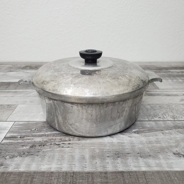 MAGNALITE WAGNER WARE Dutch Oven Roaster 3.5 Quart with Lid USA 4056