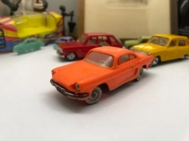Norev - 1:43 - Renault Floride Van Norev - No 52 Et Deux Fois Sens Servo