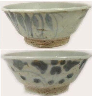 1600AD Medieval Ming Dynasty China Handcrafted Blue + White ming Ceramic Bowl