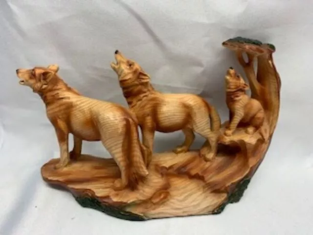 Wooden Wolf Family Hand Carved Ornament Cg B23