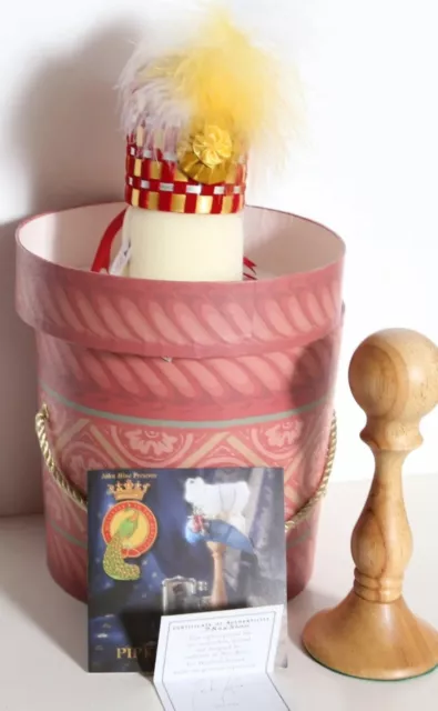PIPKIN AND BONNET HAT, The Glengarry 1817, With 7" tall wooden hat stand