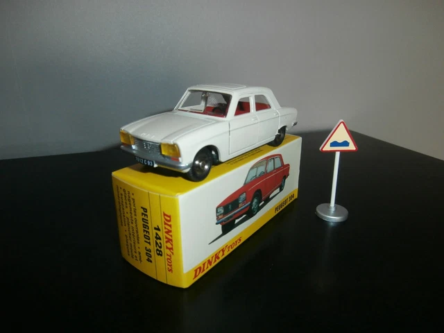 Peugeot 304 Ref 1428 Dinky Toys Atlas