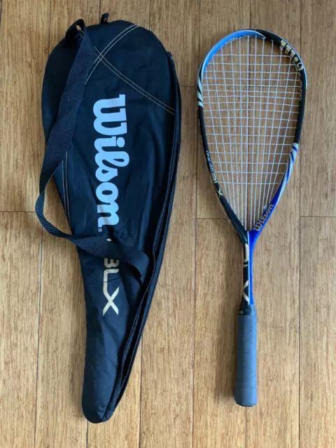 Wilson One.45 BLX Squashschläger mit Abdeckung