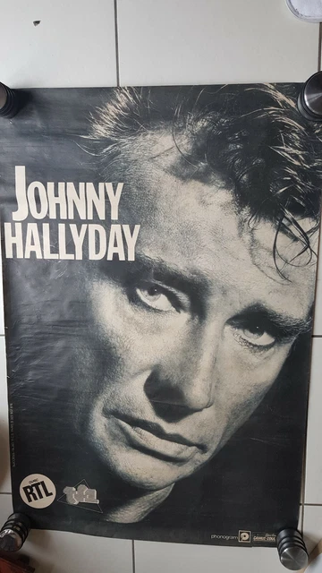 JOHNNY HALLYDAY Affiche Poster Le Spécialiste EUR 9,99 - FR