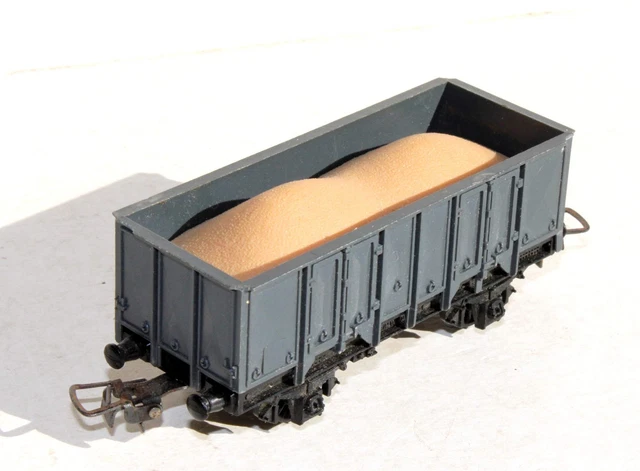 Hornby - WAGON TOMBEREAU Travaux Publics TP bâche O 1/43