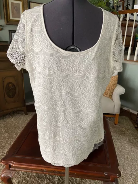 Lane Bryant Top Ivory Scallop Lace Lined Womens Short Sleeve Blouse - Size 18/20