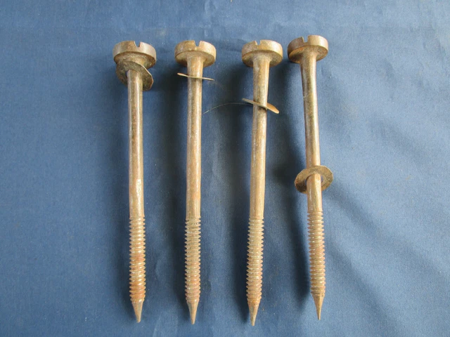 Lot De 4 Vis De Rappel En Fer Argenté, Longueur 5 Cm - Générique