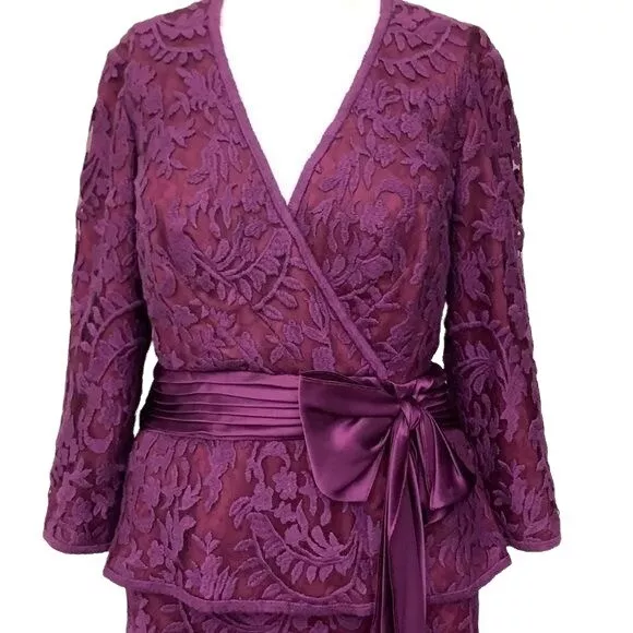 Tadashi Shoji Purple Floral Lace 2 Piece Skirt Suit Size 6 - NWT