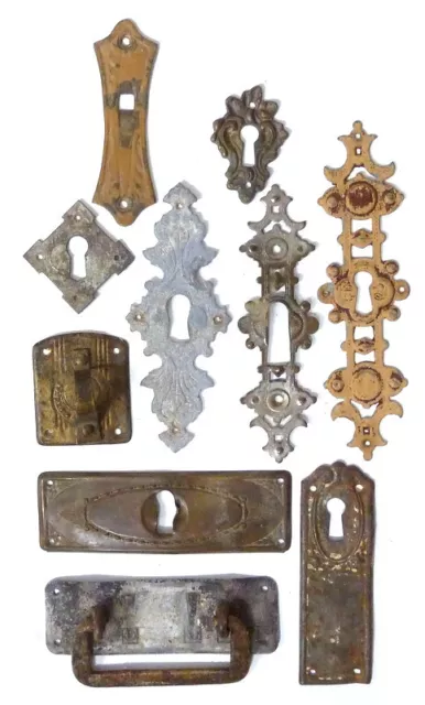 10 original Schlüsselschilder/Beschlag für Schubladen+Schranktüren 1870 bis 1890