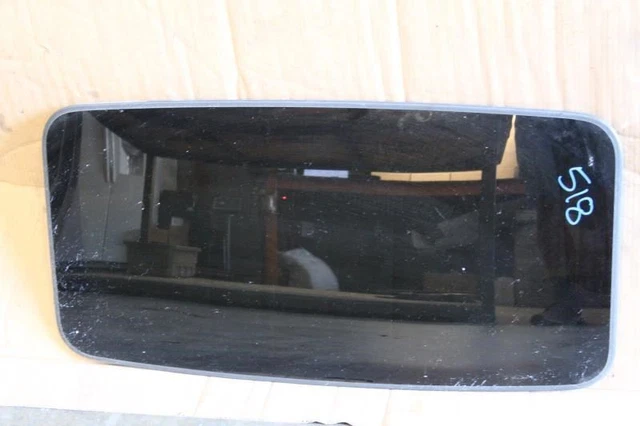 2005 Volvo Xc90 Sun Roof Glass Window (Scratches)