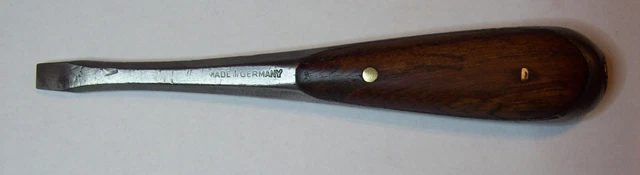 vintage 5-1/4'' perfect handle style screwdriver, Made in Germany