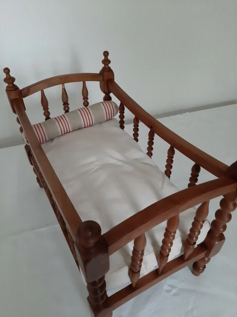 lit poupée bois vintage rose | Atelier du petit parc