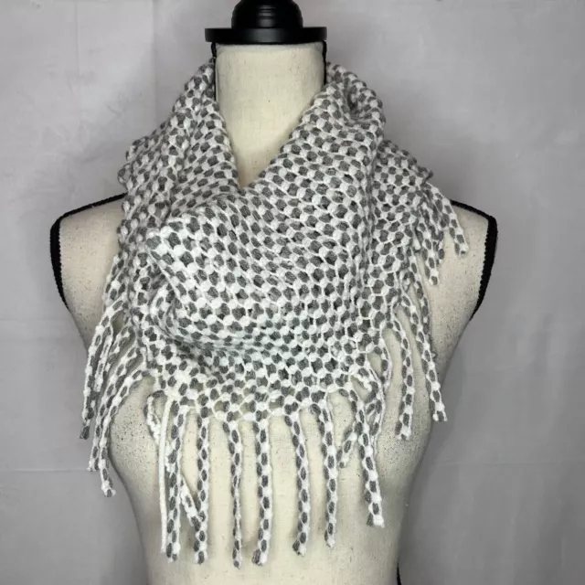 Gray / White Chunky Knit Infinity Scarf with Fringe NWOT