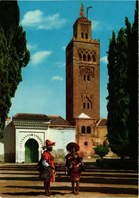CPM Marrakesh - La Koutoubia et les Water Merchants MOROCCO (880503)