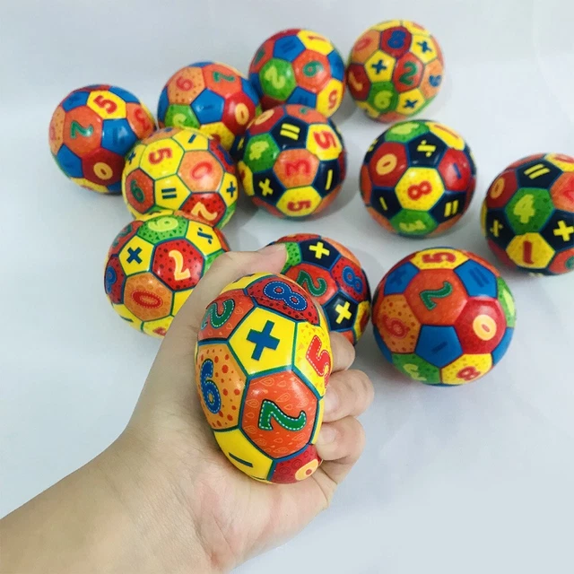 Bola de aplastamiento suave color aleatorio 1 pieza 3 cm/7 cm/10 cm fútbol número
