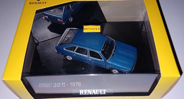 856 Jet-Car de Norev Renault 30 TS 1/43 die cast France with replacement wheels