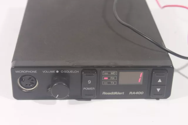 ROAD ALERT RA 400, 40ch. CB radio for parts or repair. (ref H 409)