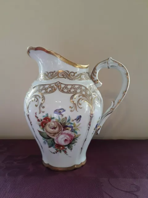 grand pichet en porcelaine hauteur 29 cm