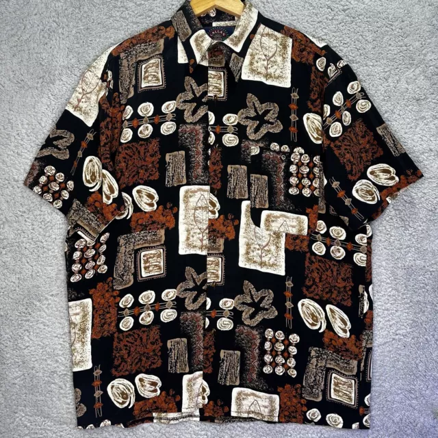Vintage Callan Australia Men's Size XL Pattern Short Sleeve Button Up Shirt.
