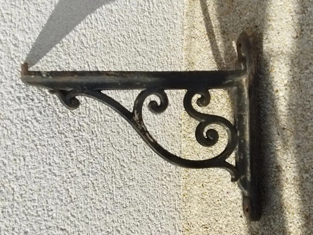ANCIENNE ÉQUERRE EN fonte art nouveau ou déco pour étagere decor ...