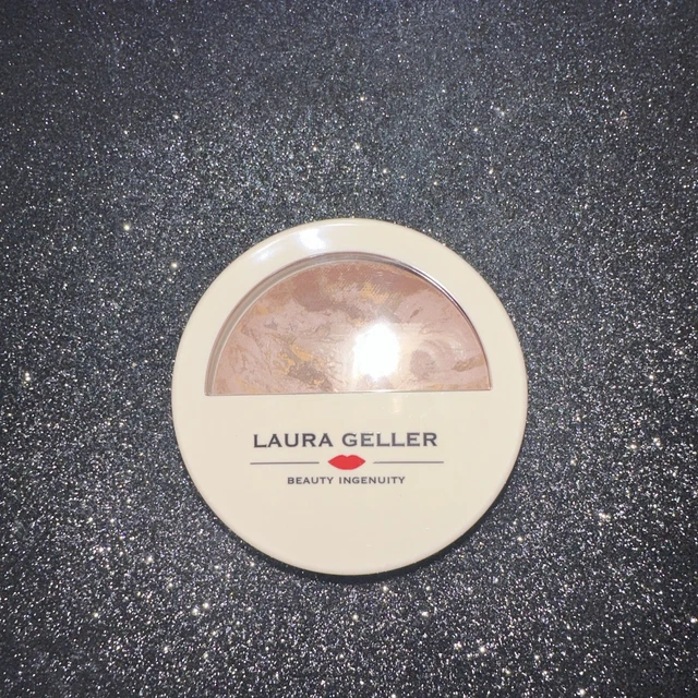 LAURA GELLER  Balance-N-Brighten Foundation - MEDIUM - NWOB
