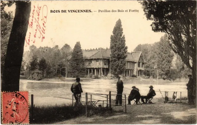 CPA AK Vincennes Pavillon des Bois et Forets FRANCE (1283210)