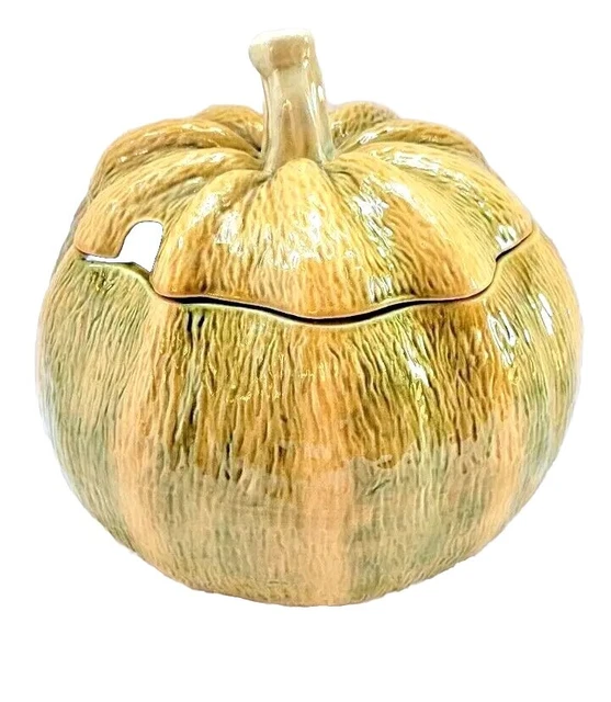 BORDALO PINHEIRO PORTUGAL Pumpkin Soup Tureen with Lid Glazed