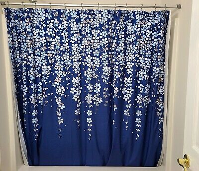 Lush Decor "Weeping Flower" Floral Shower Curtain Blue *preowned Beautiful*