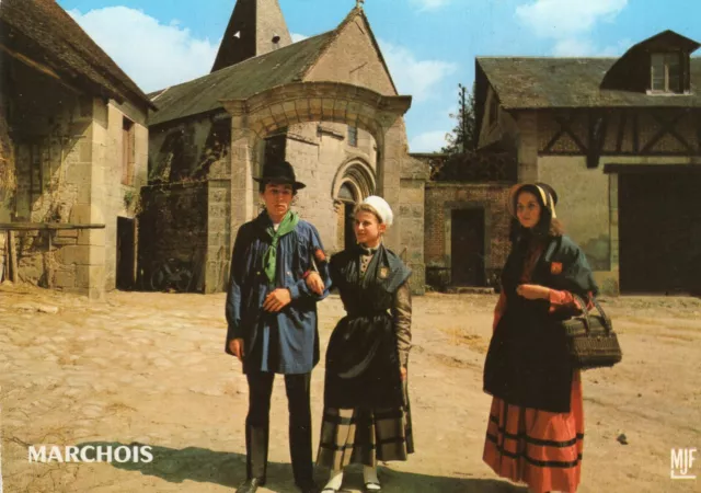 *2626 cpsm 23 La Chapelle Baloue - les Compagnons de la Marche