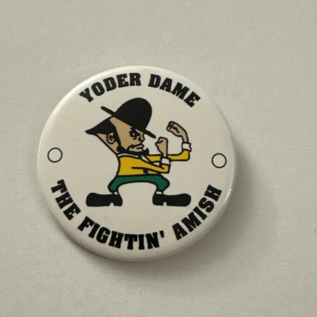 Vintage Yoder Dame The Fightin Amish Button Pin AV5J