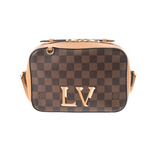 Louis Vuitton Bag, c. 2001: 258 ppm Arsenic + 5,943 ppm Lead. 90
