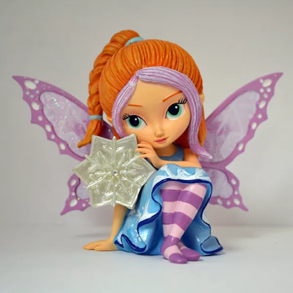 Jasmine Becket Griffith Drifts Of Enchantment Snow Fairy Figurine by Hamilton Jasmine Becket Griffith Drifts Of Enchantment Snow Fairy Figurine by Hamilton
