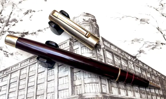 Early Wahl Eversharp 5th Avenue Art Deco Ball Point in Burgundy, USA (CM2846)