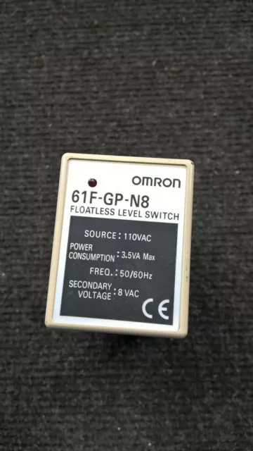 61F-GP-N8 FLOAT LEVEL SWITCH OMRON 110VAC + ZOCCOLO [Alle]2